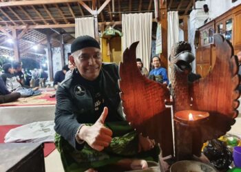 Elang Maut Ziarah Ke Makam Sunan Gunung Jati dan Berkunjung Ke Keraton Kanoman Cirebon