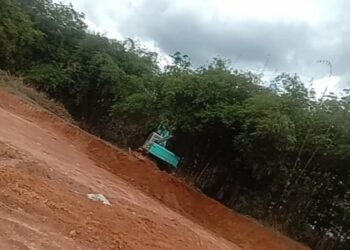 Belasan Galian C di Desa Gelabak Kabupaten Banyuasin Beroperasi Tanpa Ijin