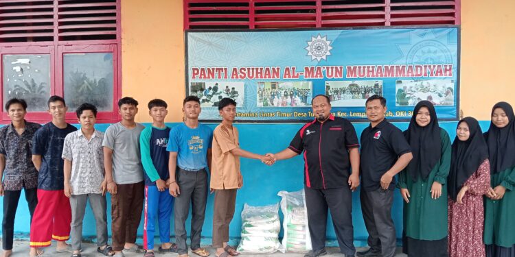 MERAYAKAN ULTAH ELANG MAUT KE-4 DENGAN SANTUNAN YATIM