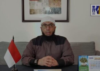 Ustaz Khalid Basalamah dan Wayang