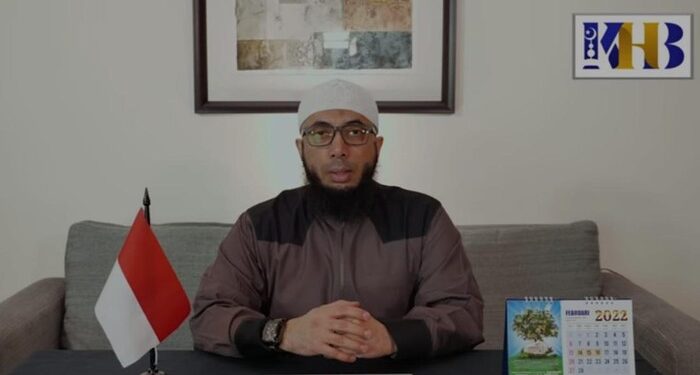 Ustaz Khalid Basalamah dan Wayang