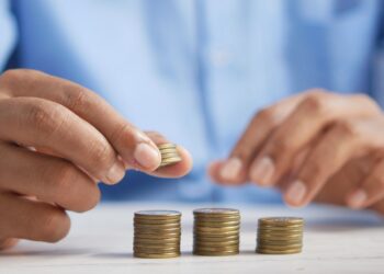 Sekolah Melakukan Pungutan Liar, Mendidik Murid Jadi Koruptor