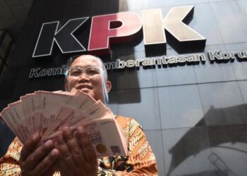 Penegak Hukum Mengabdi atau Mencari Uang?