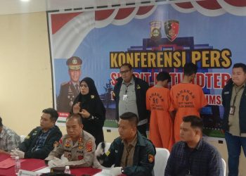 Polda Sumsel Bekuk Dua Pelaku Penukaran Ilegal BBM Solar di Muara Enim