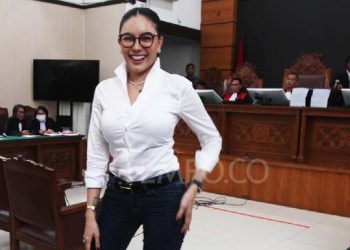 Surat Terbuka  Nikita Mirzani ke Presiden Prabowo Subianto